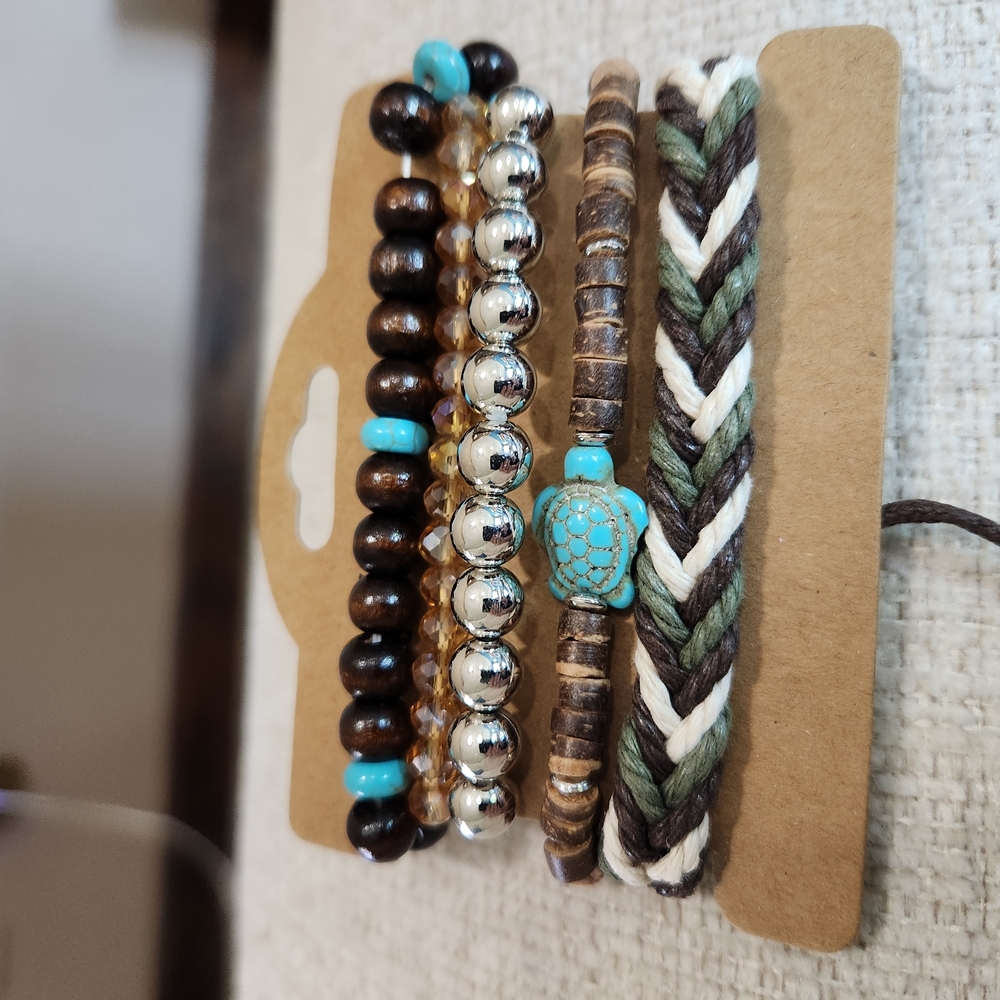 Nwt Womens Multi-Color Turquoise &  Wood Beaded Bracelet Set - Picture 3 of 3